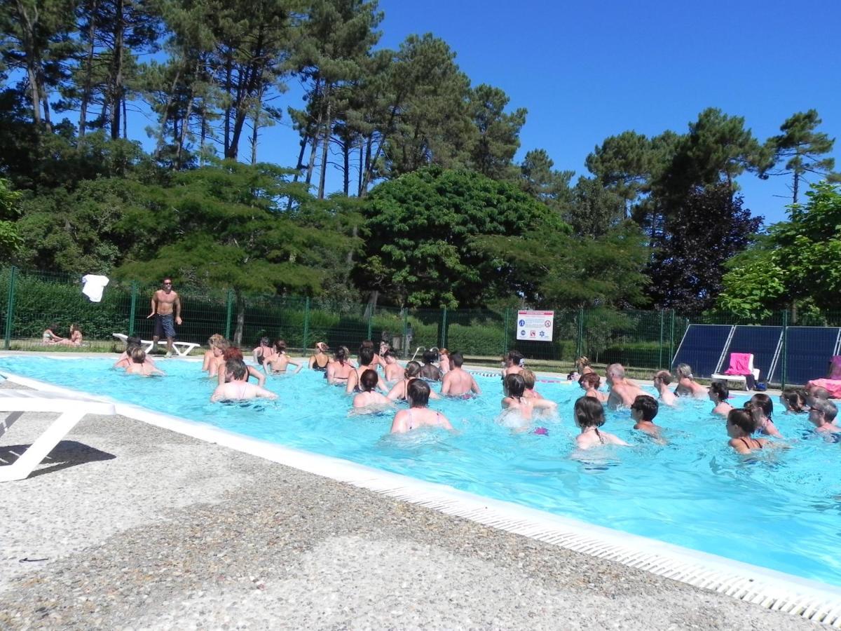 Village Vacances Les Chenes De Léon Exteriör bild