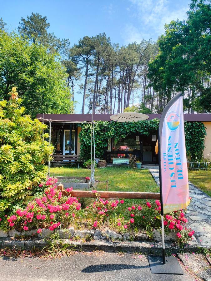 Village Vacances Les Chenes De Léon Exteriör bild